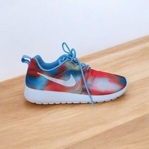 Nike "Roche" Run Rainbow Sherbert Fly Net Running Sneaker 7W/5.5Y